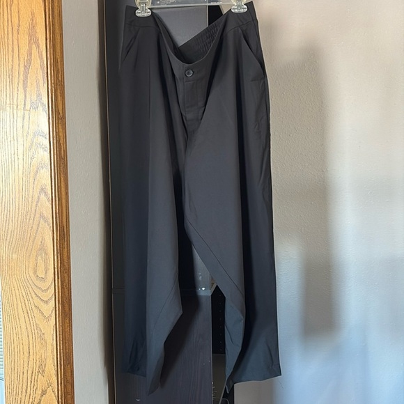 Torrid NWT Women’s Size 26 Black Dress Pants - Picture 1 of 5